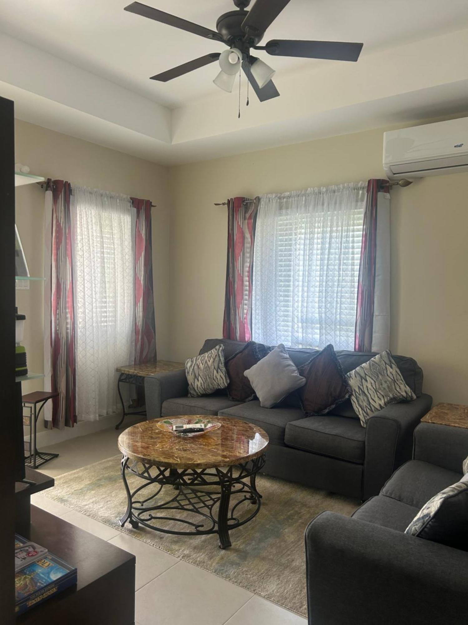 Seamist Villa @Oceanpointe Lucea Comfy 2Br W/Pool Gym & Parking Bagian luar foto