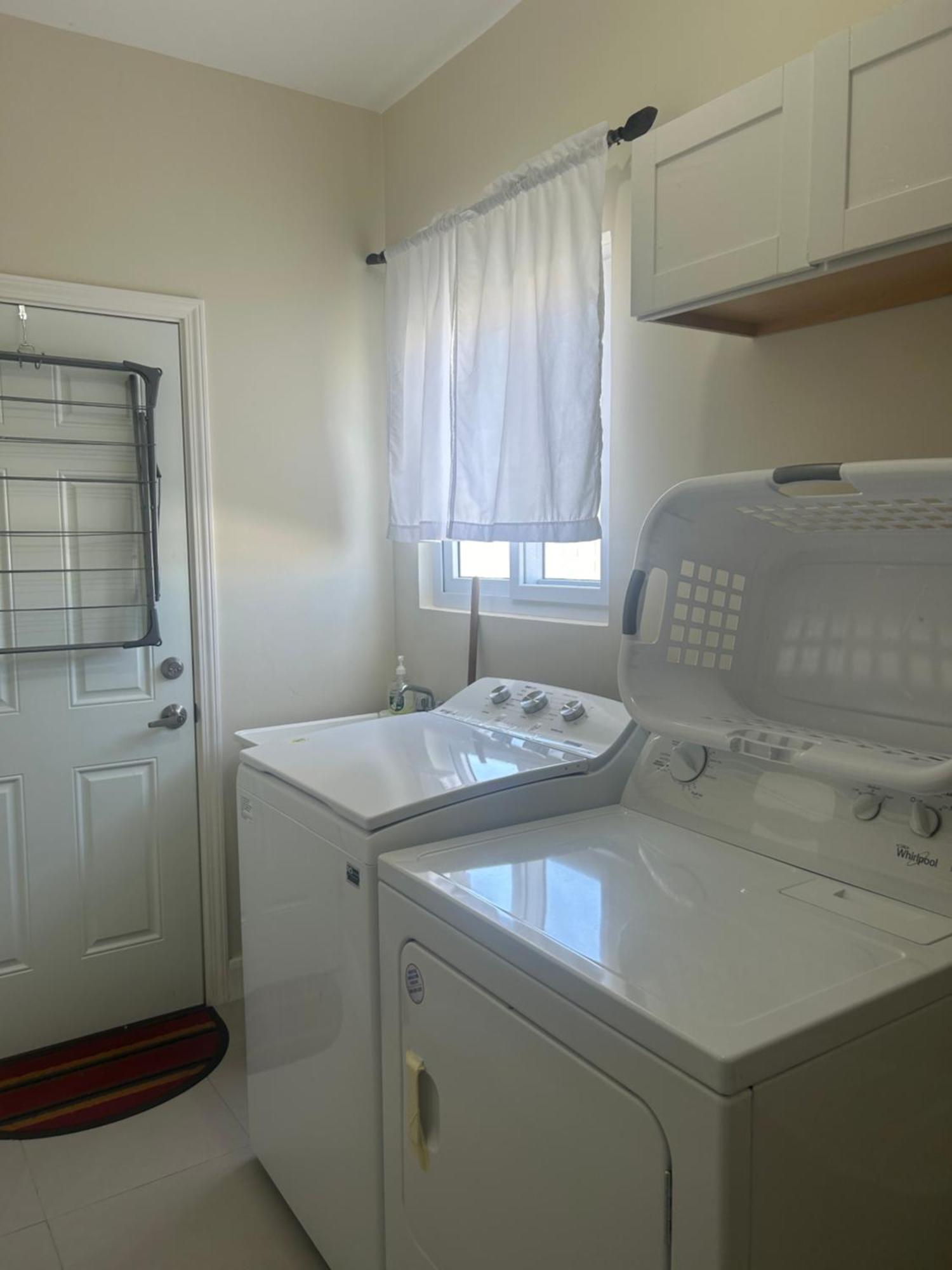 Seamist Villa @Oceanpointe Lucea Comfy 2Br W/Pool Gym & Parking Bagian luar foto