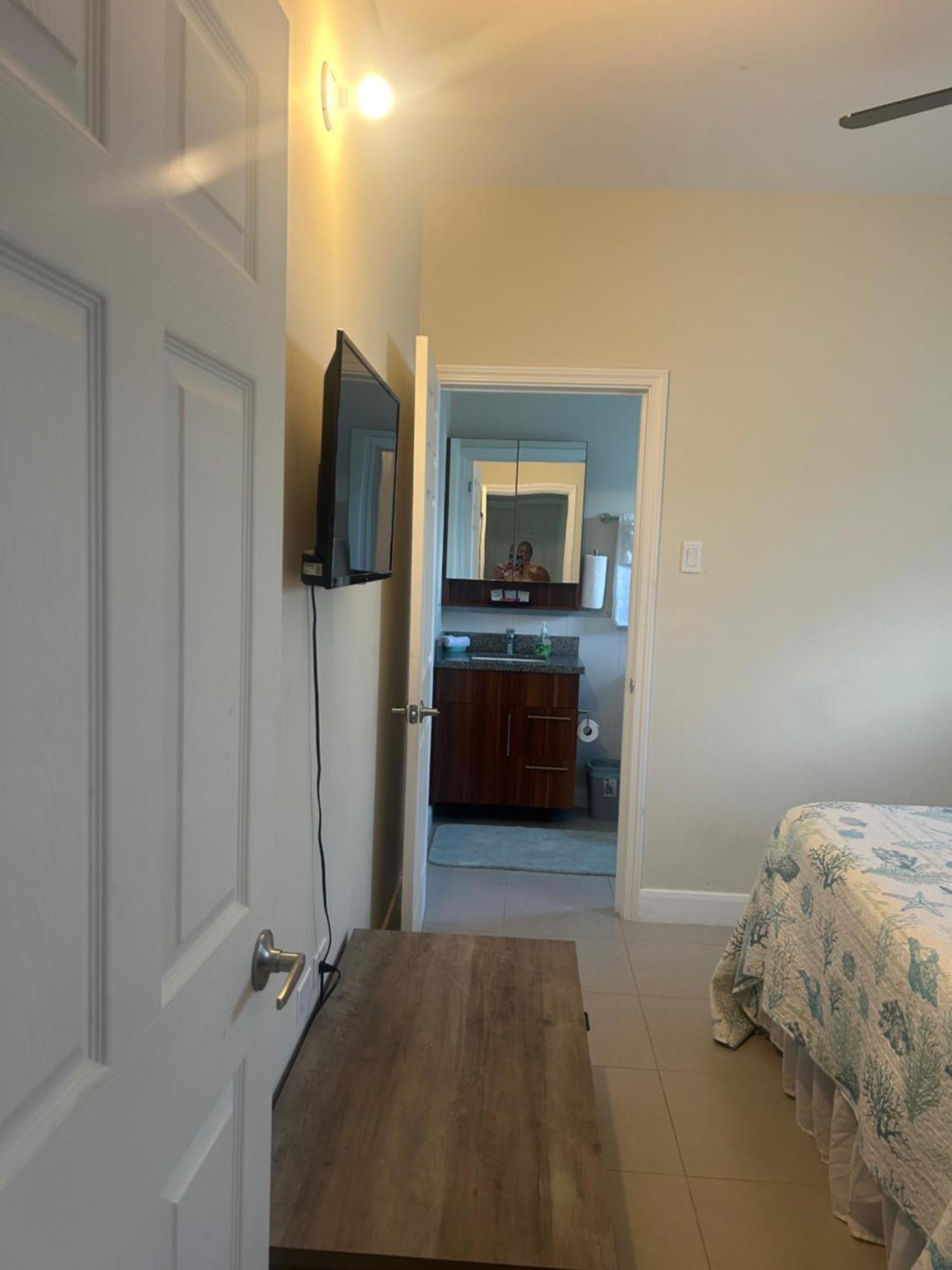 Seamist Villa @Oceanpointe Lucea Comfy 2Br W/Pool Gym & Parking Bagian luar foto